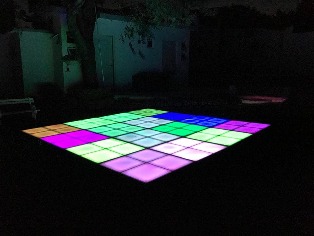 Renta de Pista · Iluminación · Música en Monterrey